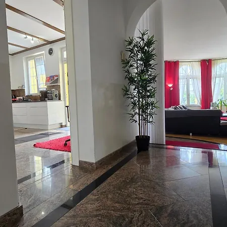 Villa Familienglueck Mit Grossem Garten Pool Und 3 Zimmer Villa