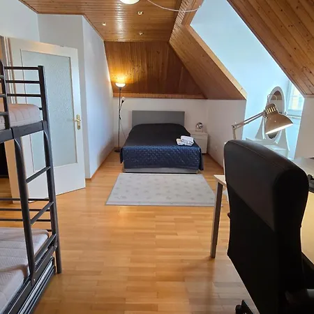 Villa Villa Familienglueck Mit Grossem Garten Pool Und 3 Zimmer *